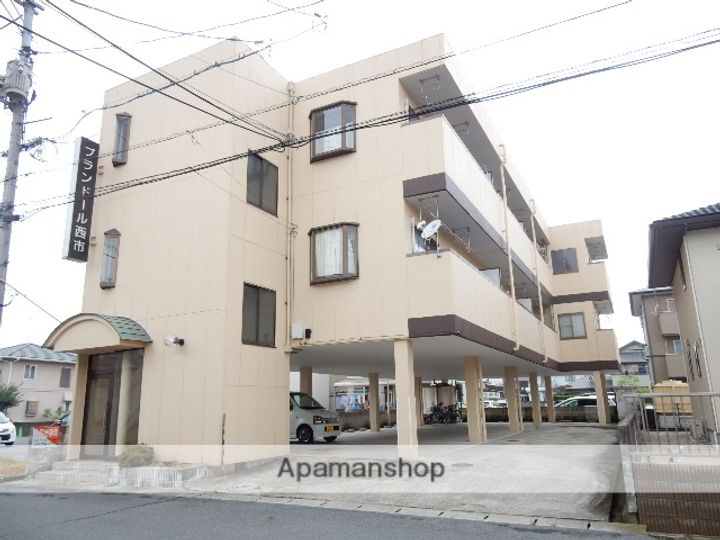 岡山県岡山市南区西市の賃貸マンションの外観
