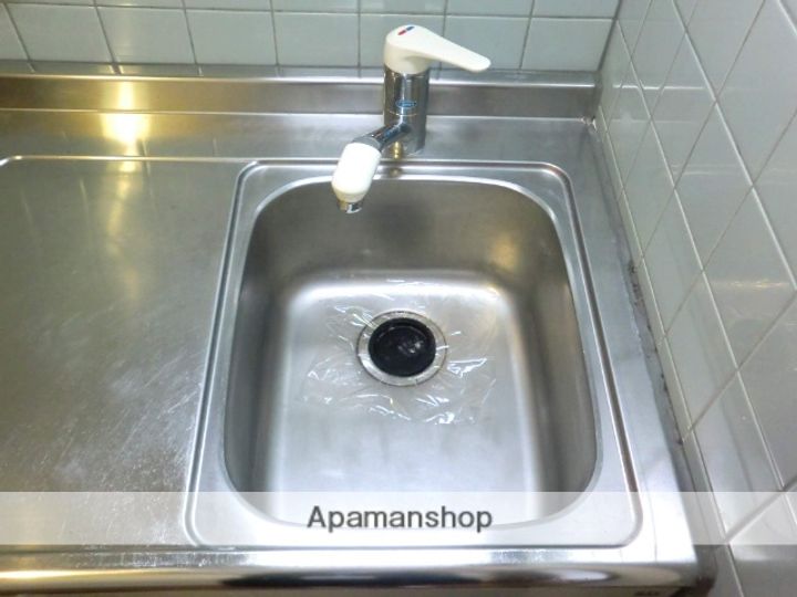 岡山県岡山市北区鹿田町1丁目の賃貸マンションの内装