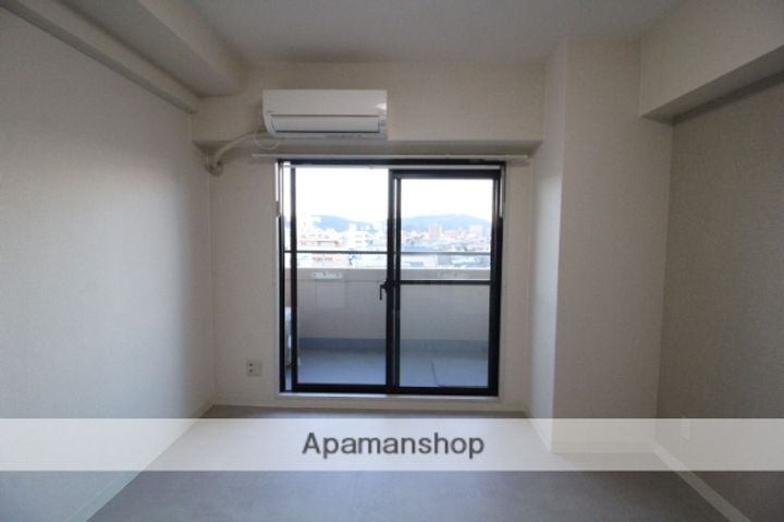 岡山県岡山市北区弓之町の賃貸マンションの内装