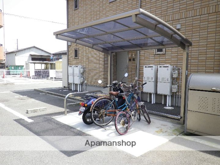 岡山県岡山市北区撫川の賃貸アパートの外観