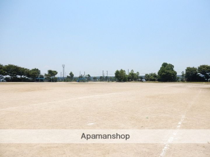 岡山県岡山市北区撫川の賃貸アパートの周辺