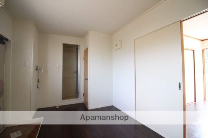 岡山県岡山市中区原尾島4丁目の賃貸アパートの内装
