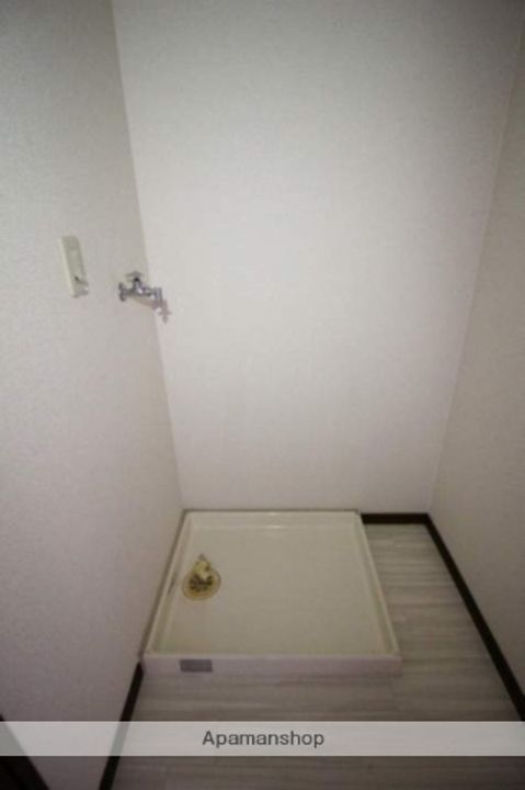 岡山県岡山市北区下中野の賃貸アパートの内装