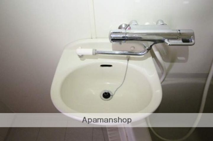 岡山県岡山市北区下中野の賃貸アパートの内装