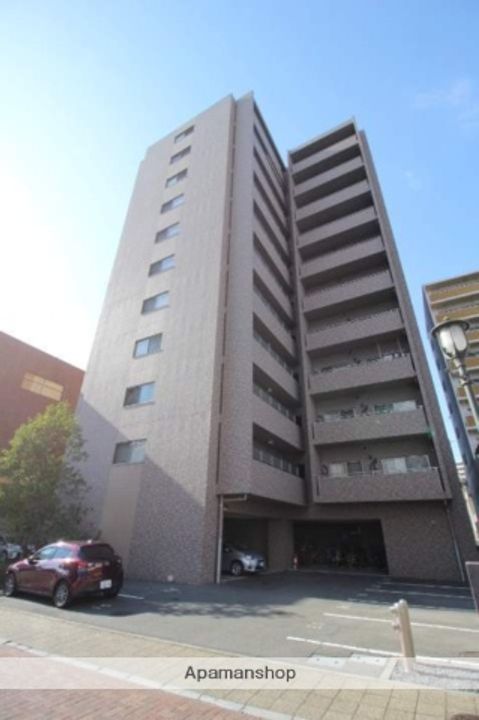 岡山県岡山市北区表町3丁目の賃貸マンションの外観