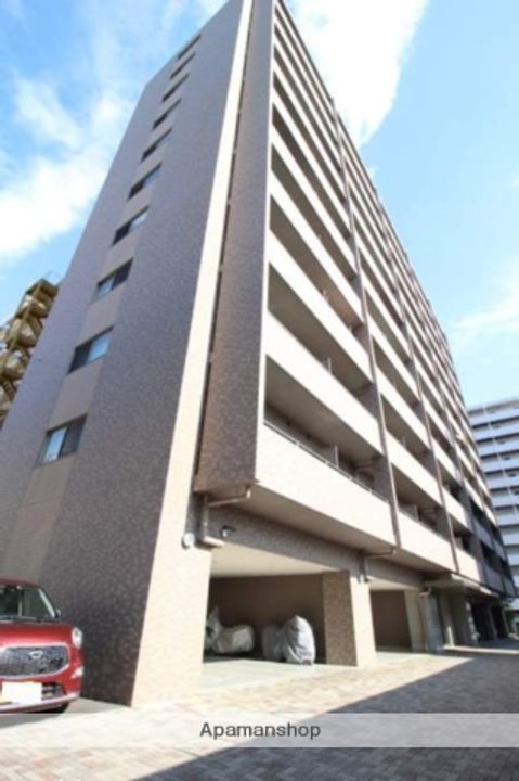 岡山県岡山市北区表町3丁目の賃貸マンションの外観