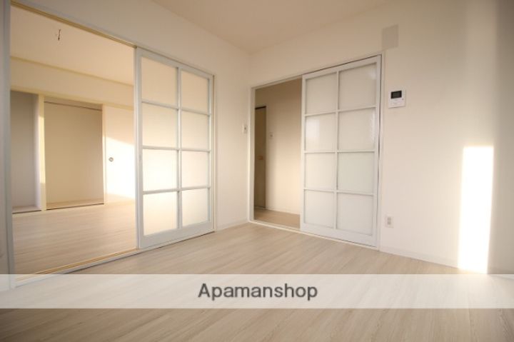 岡山県岡山市南区浜野3丁目の賃貸マンションの内装