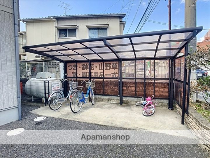 岡山県岡山市北区吉備津の賃貸アパートの外観