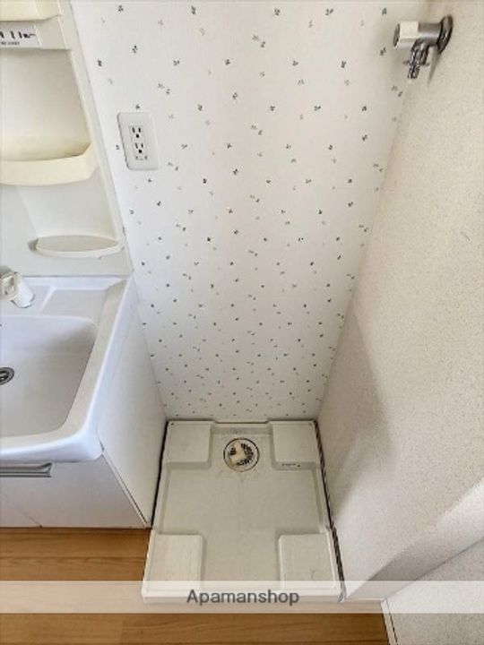 岡山県岡山市東区楢原の賃貸アパートの内装