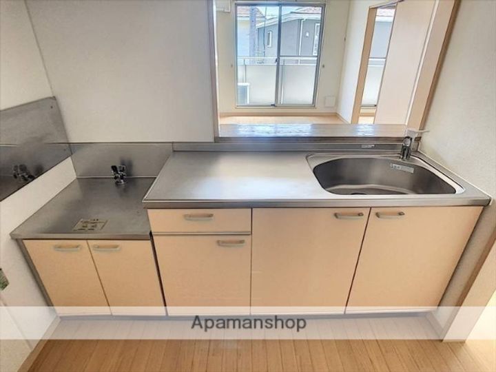 岡山県岡山市東区楢原の賃貸アパートの内装