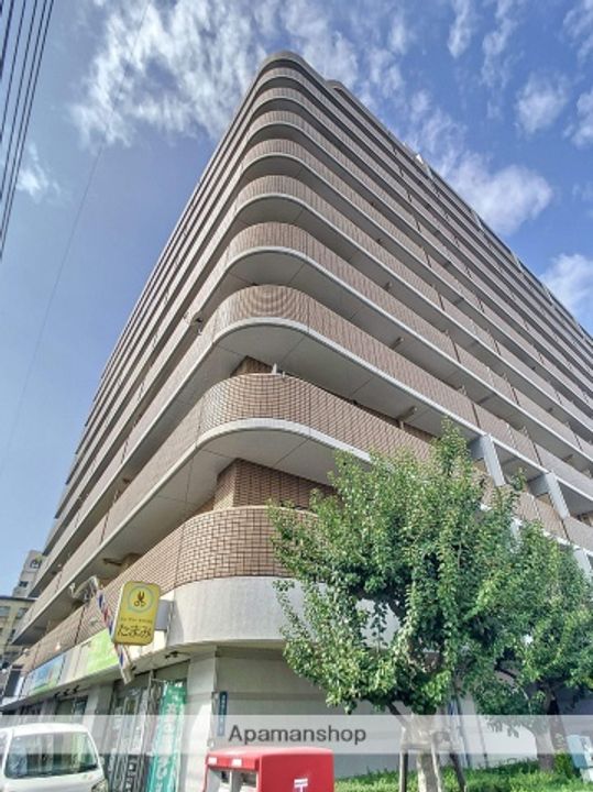 岡山県岡山市北区清輝橋3丁目の賃貸マンションの外観