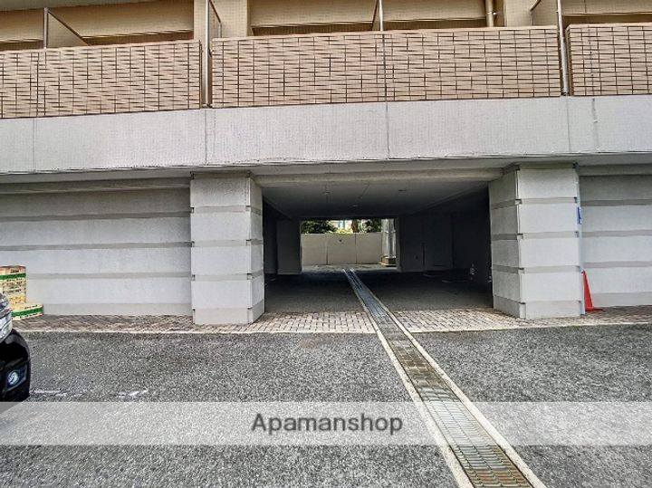 岡山県岡山市北区清輝橋3丁目の賃貸マンションの外観