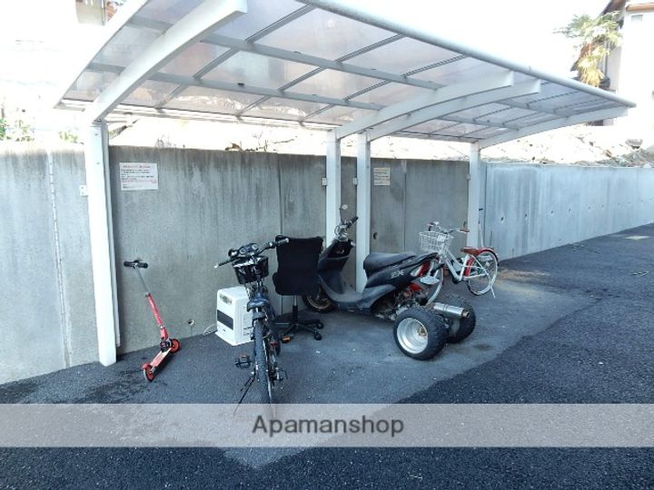 岡山県岡山市南区妹尾の賃貸アパートの外観