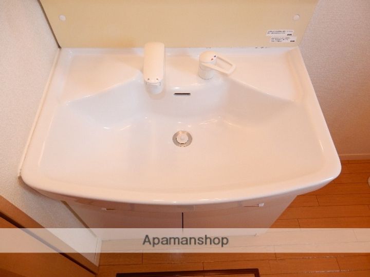 岡山県岡山市北区平野の賃貸アパートの内装