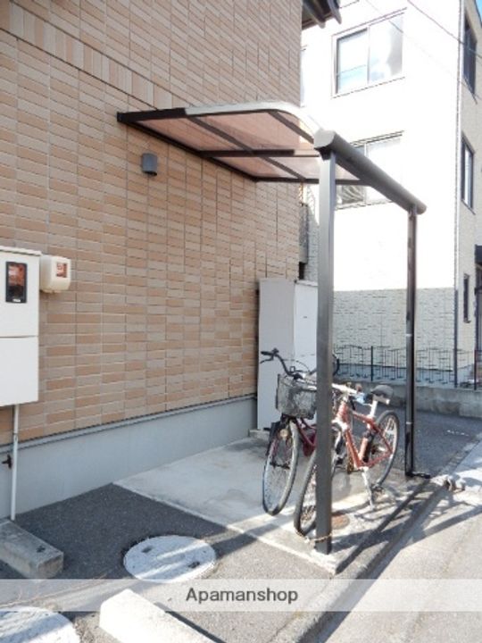 岡山県岡山市北区平野の賃貸アパートの外観