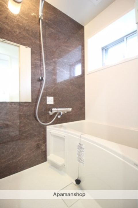 岡山県岡山市北区西之町の賃貸アパートの風呂