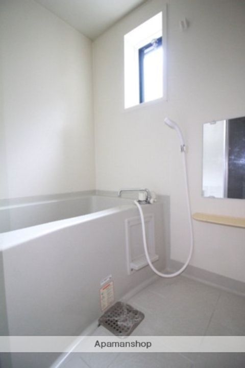 岡山県岡山市南区福成1丁目の賃貸アパートの風呂