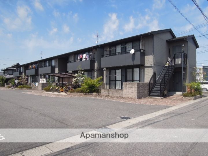 岡山県岡山市南区福成1丁目の賃貸アパートの外観