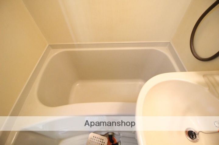 岡山県岡山市南区当新田の賃貸アパートの内装