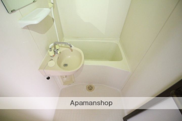 岡山県岡山市南区下中野の賃貸マンションの風呂