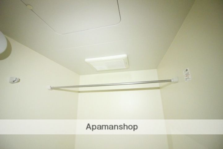 岡山県岡山市北区奥田本町の賃貸マンションの内装