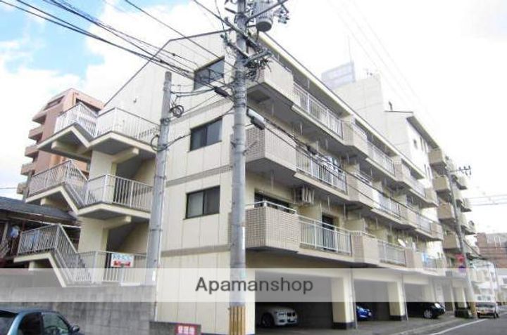 岡山県岡山市北区岡町の賃貸マンションの外観