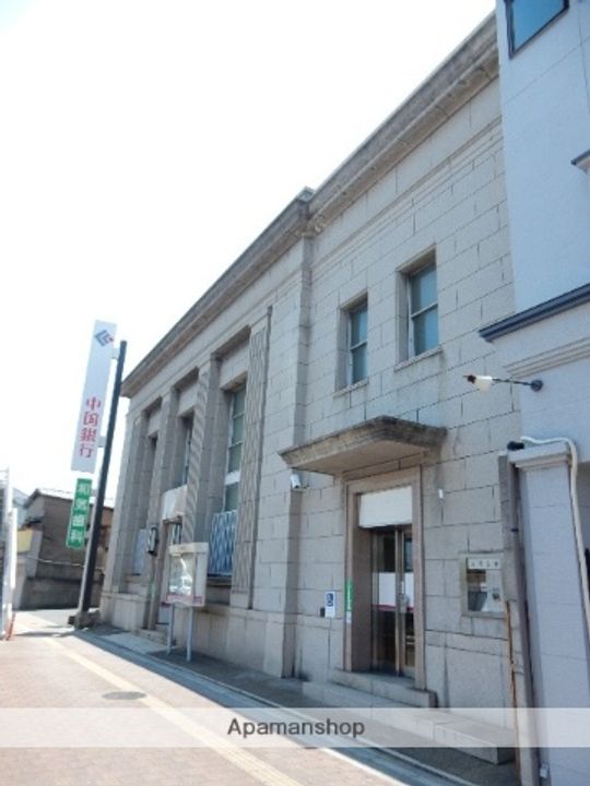 岡山県岡山市北区岡町の賃貸マンションの周辺