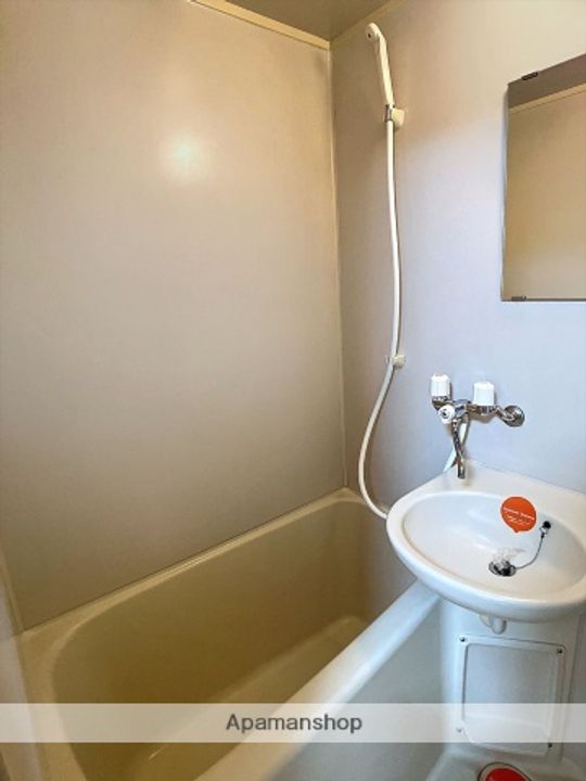 岡山県岡山市北区富田の賃貸マンションの風呂