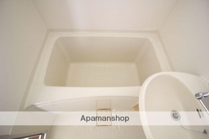 岡山県岡山市北区学南町3丁目の賃貸アパートの内装