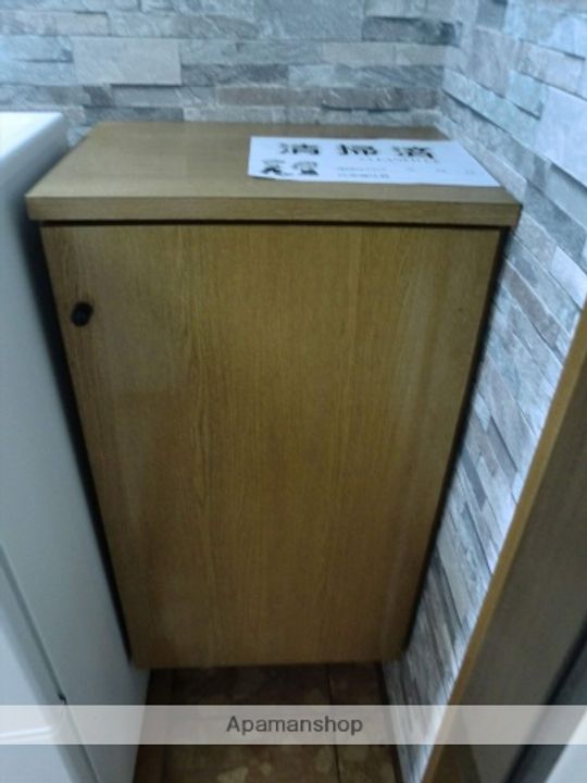 岡山県岡山市北区大和町1丁目の賃貸マンションの内装