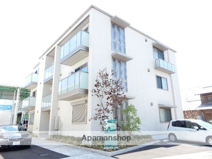 岡山県岡山市北区西長瀬の賃貸アパートの外観