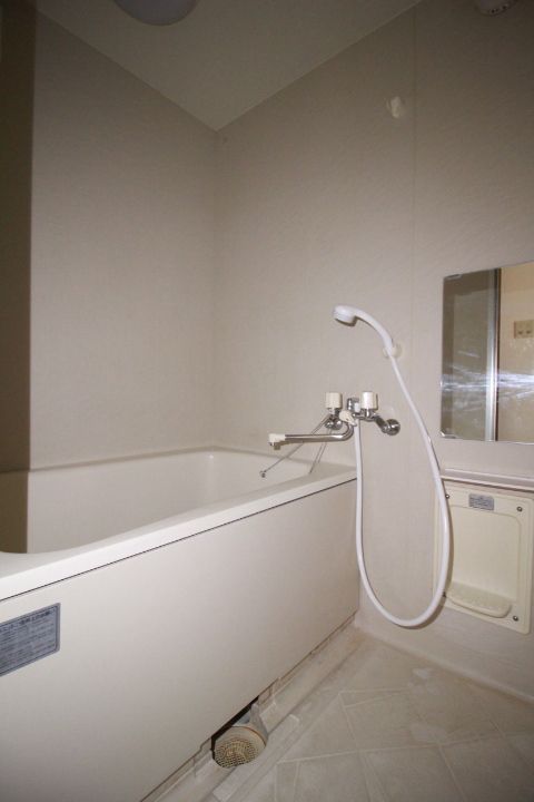 ドミール北小路の風呂