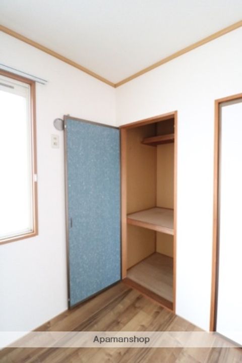 岡山県岡山市南区浜野3丁目の賃貸アパートの内装