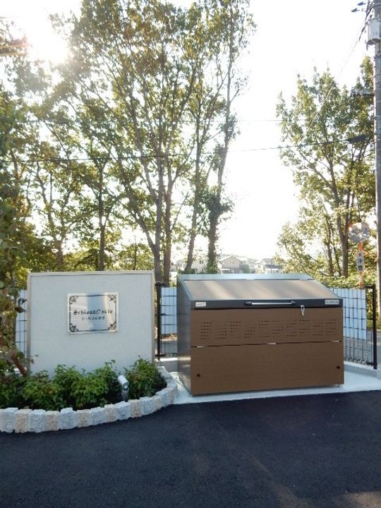 シュロスモリオの外観