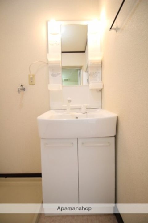 岡山県岡山市北区十日市中町の賃貸アパートのその他画像