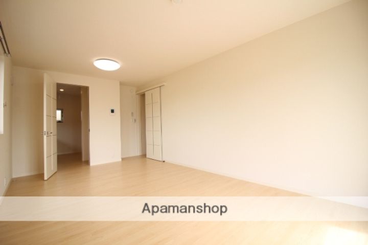 岡山県岡山市東区西大寺中野の賃貸アパートの内装