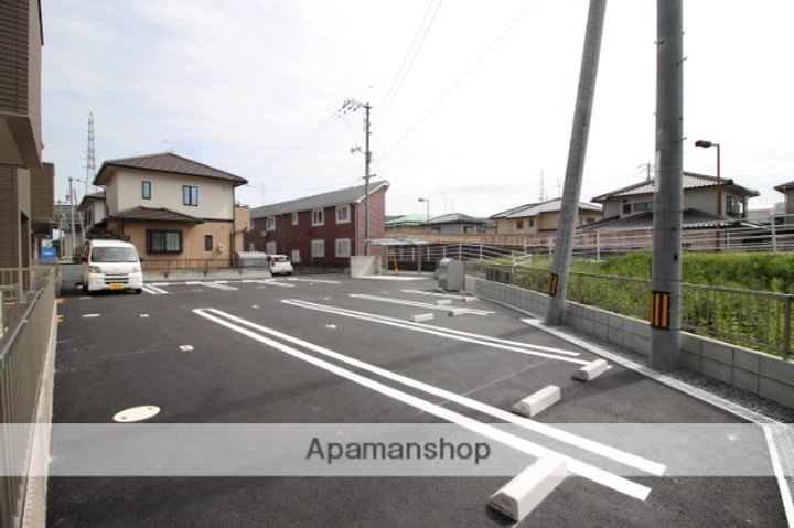 岡山県岡山市東区西大寺中野の賃貸アパートの外観