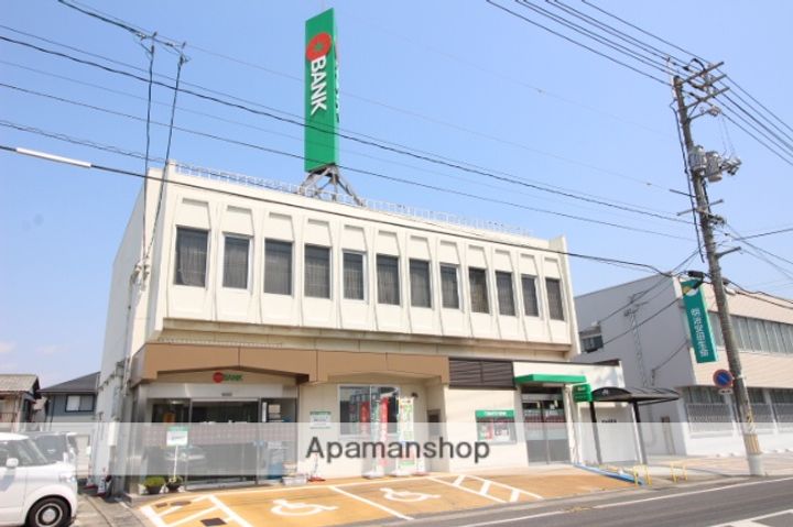 岡山県岡山市東区西大寺中野の賃貸アパートの周辺