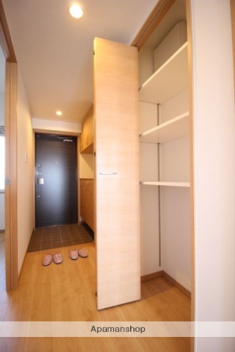 岡山県岡山市北区今1丁目の賃貸マンションの内装