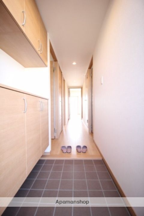 岡山県岡山市北区今1丁目の賃貸マンションの玄関