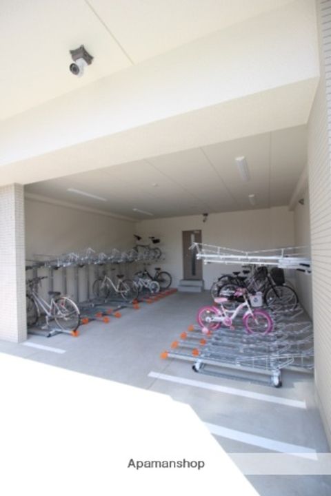 岡山県岡山市北区今1丁目の賃貸マンションの外観