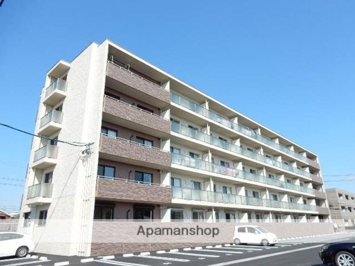 岡山県岡山市北区久米の賃貸マンションの外観