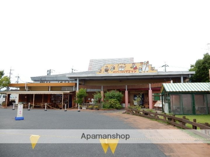 岡山県岡山市北区久米の賃貸マンションの周辺