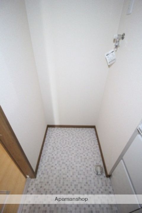 岡山県岡山市北区大和町1丁目の賃貸アパートの内装