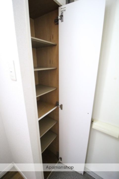 岡山県岡山市北区今7丁目の賃貸アパートの内装