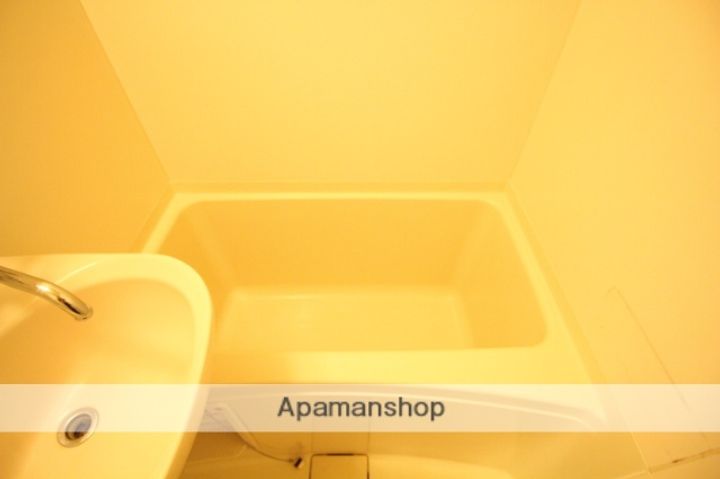 岡山県岡山市北区今7丁目の賃貸アパートの内装