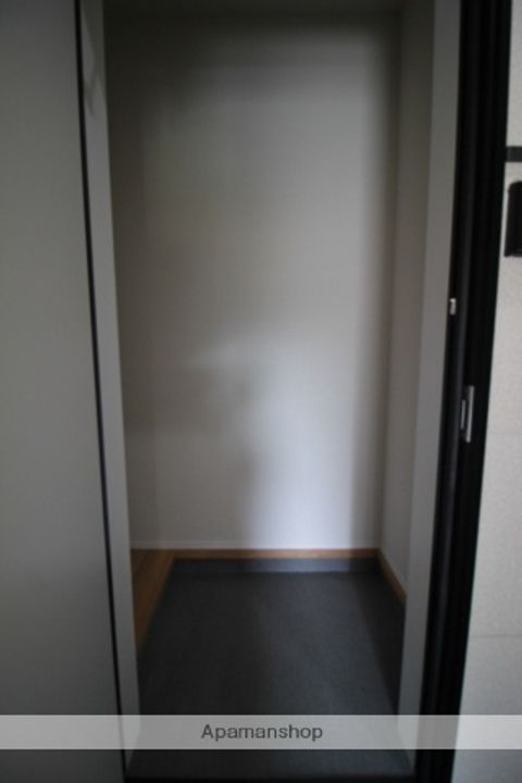 岡山県岡山市北区船頭町の賃貸アパートの内装