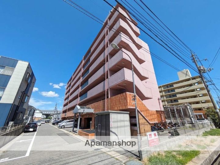 ネクスト倉田 西館の外観