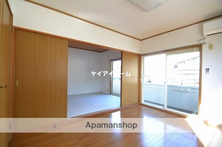プレール鉄102の内装