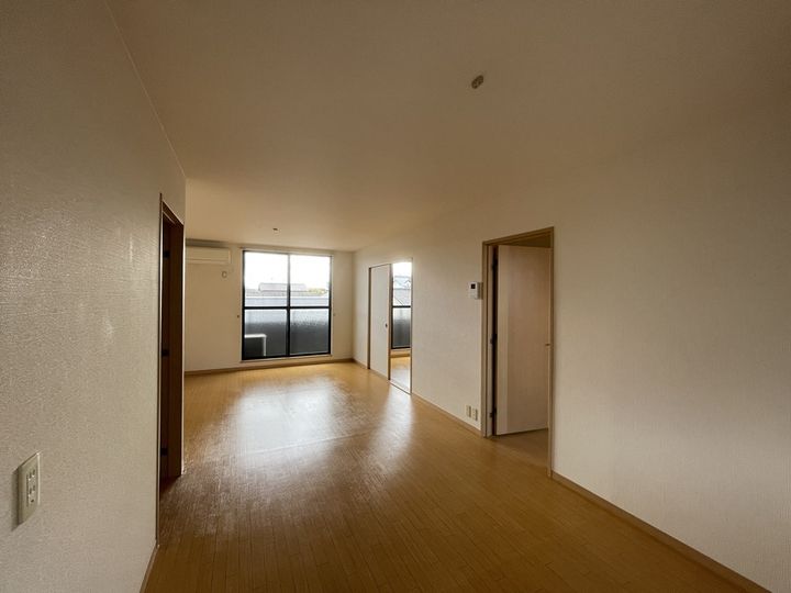 パインパレス Gの内装